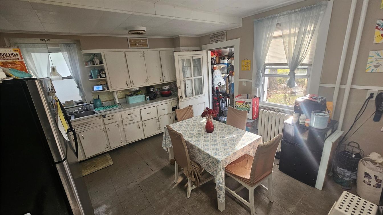 Dining room, Interior, Kitchen
