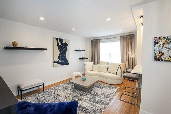 Interior, Living room, Recessed Lighting, Wood Texture Flooring