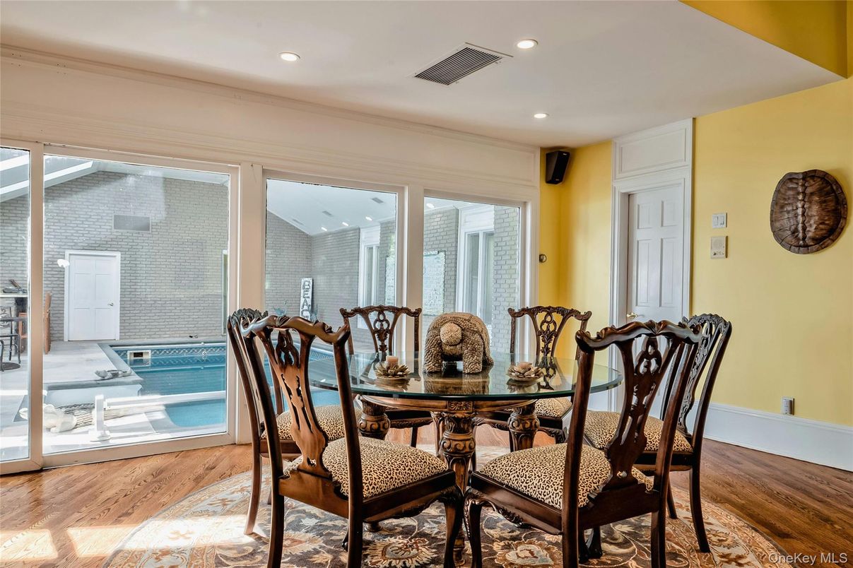 Dining room, Interior, Recessed Lighting, Wood Texture Flooring