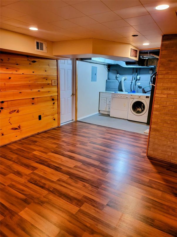 Interior, Recessed Lighting, Utility Closets, Washer, Wood Texture Flooring, Wooden Walls