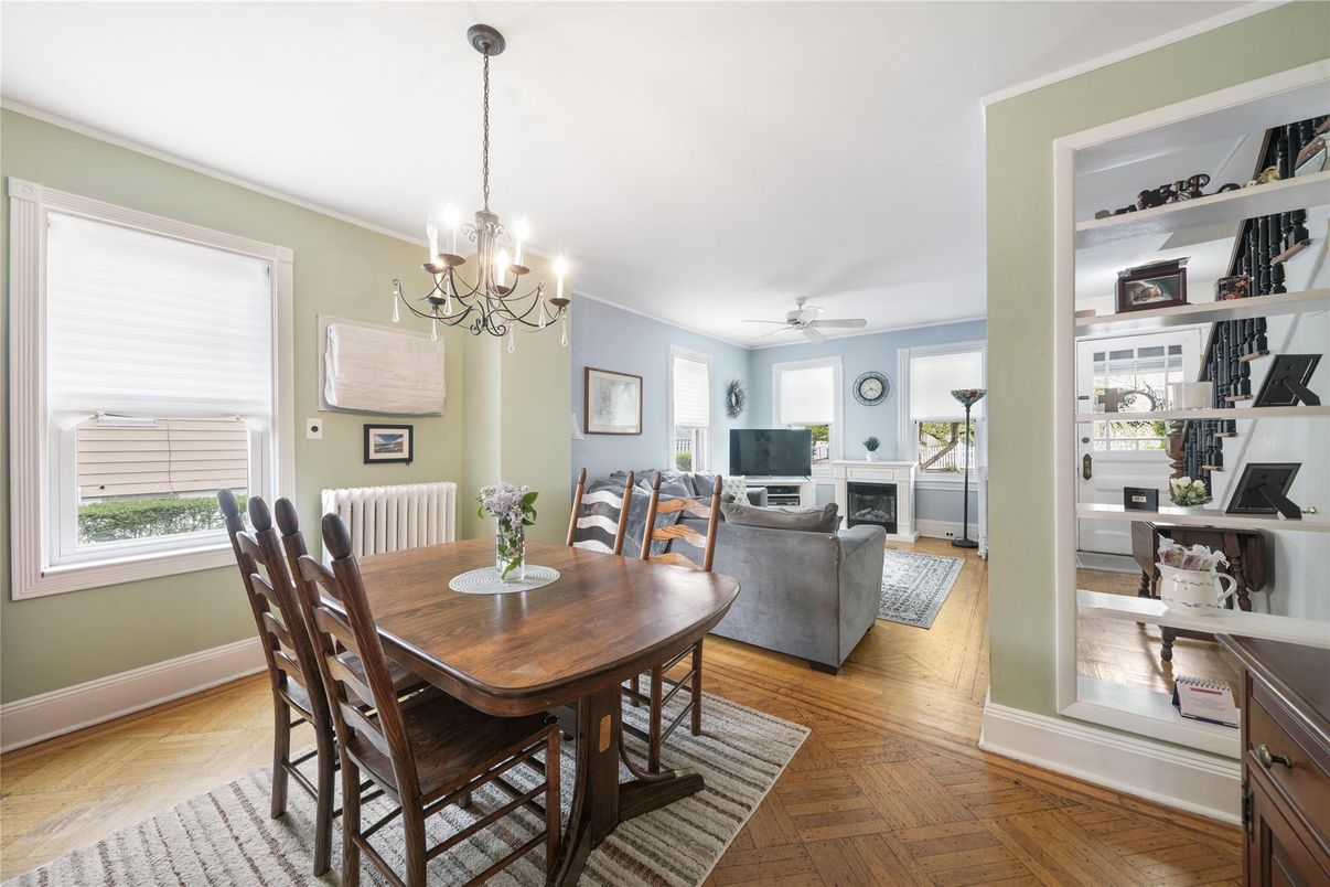 Chandelier, Dining room, Interior, Living room, Wood Texture Flooring