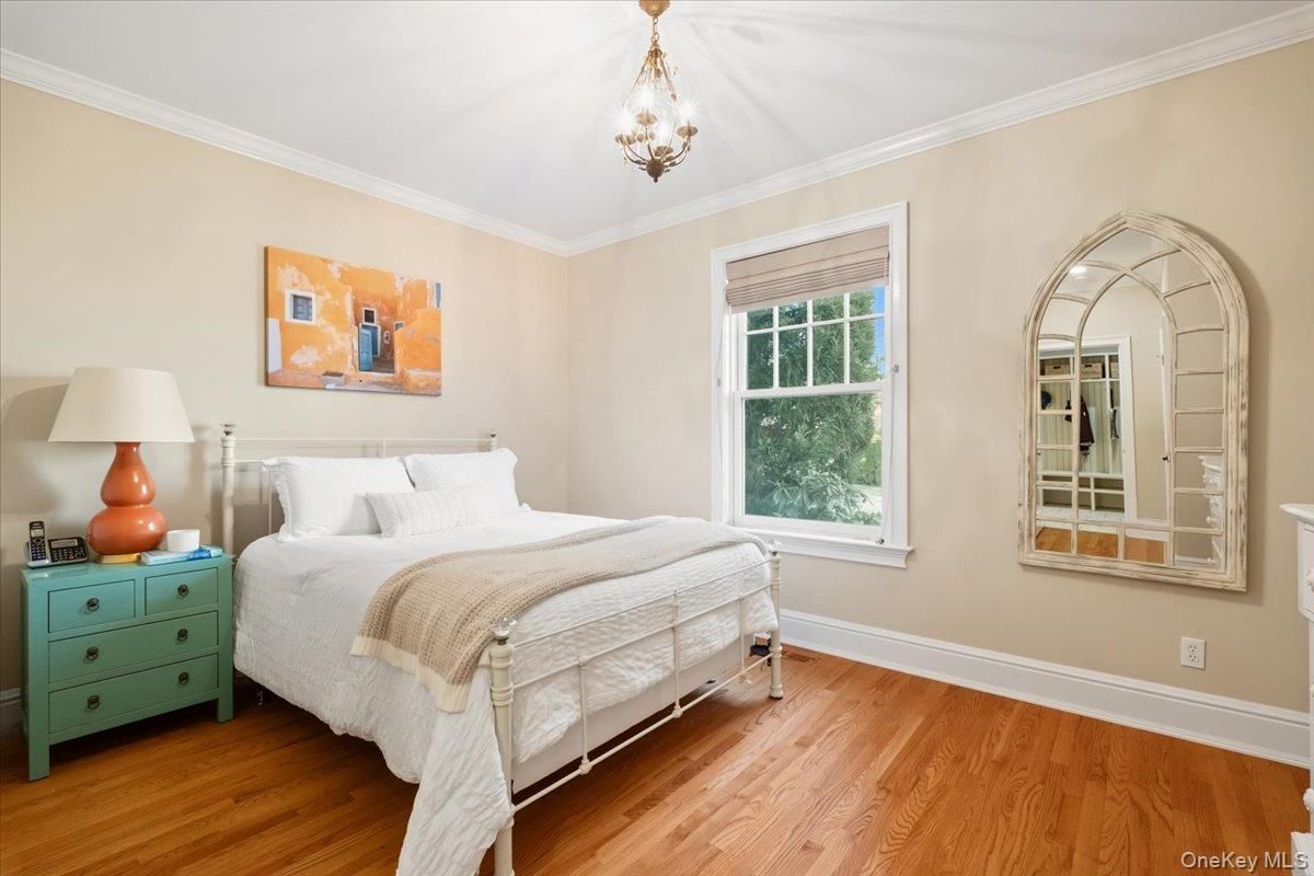 Bedroom, Interior, Pendant Lights, Wood Texture Flooring