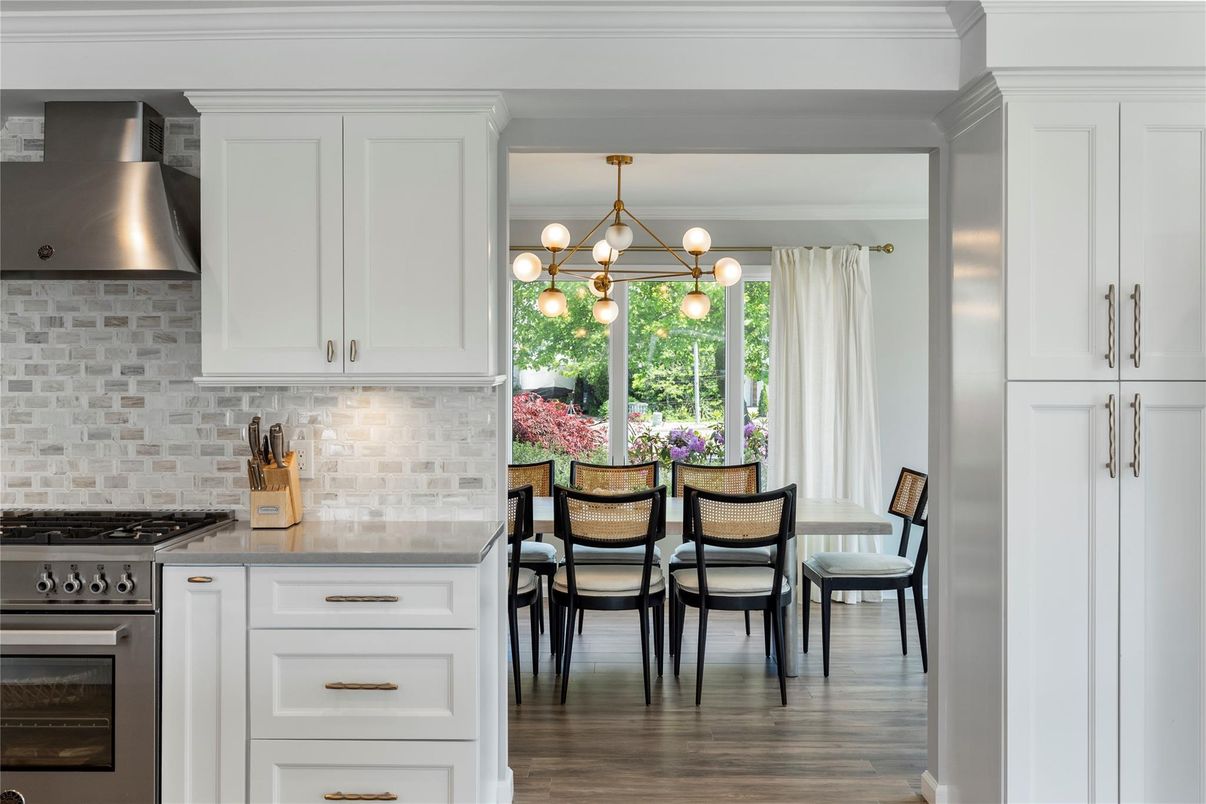 Dining room, Interior, Kitchen, Pendant Lights, Stainless Steel Appliances, Wood Texture Flooring