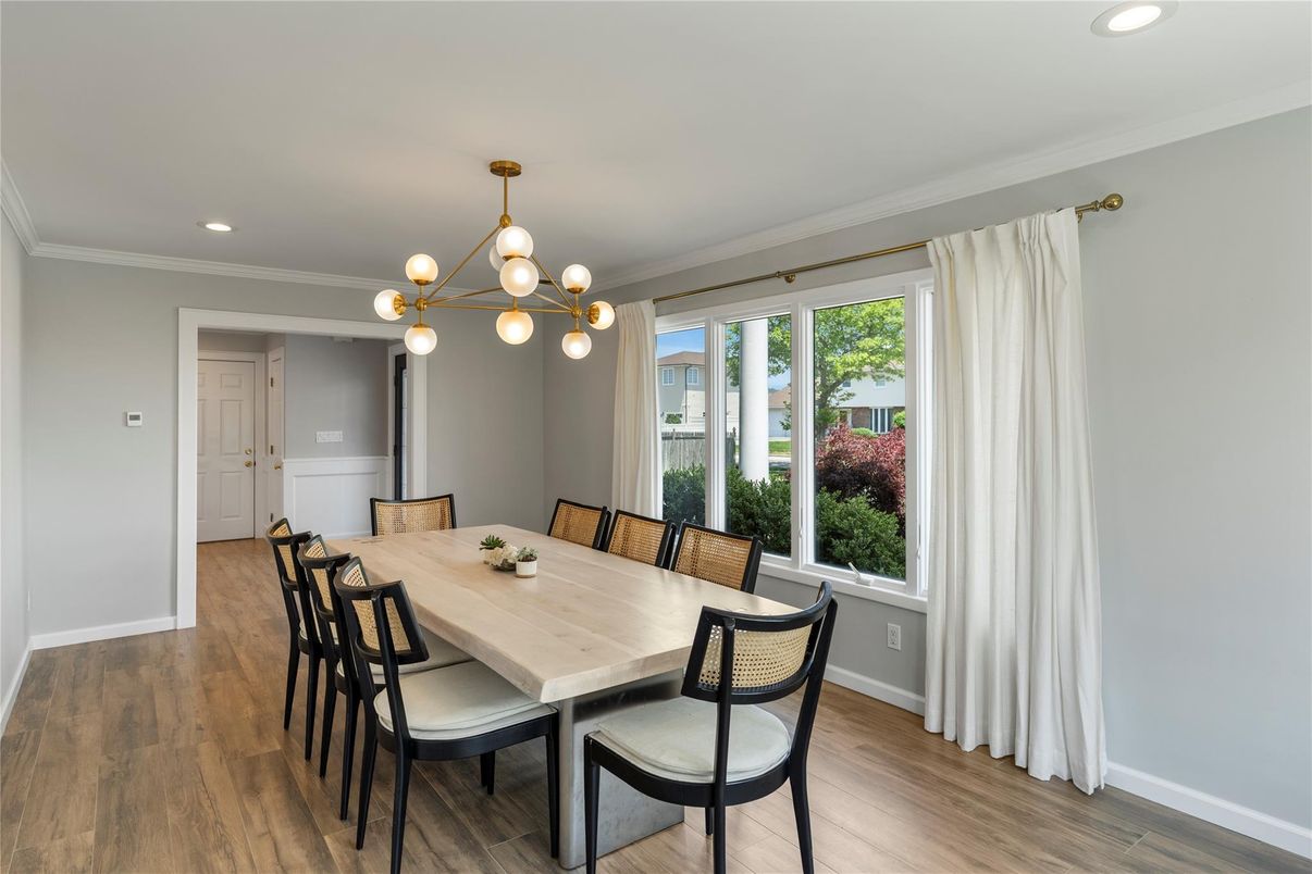 Dining room, Interior, Pendant Lights, Recessed Lighting, Wood Texture Flooring