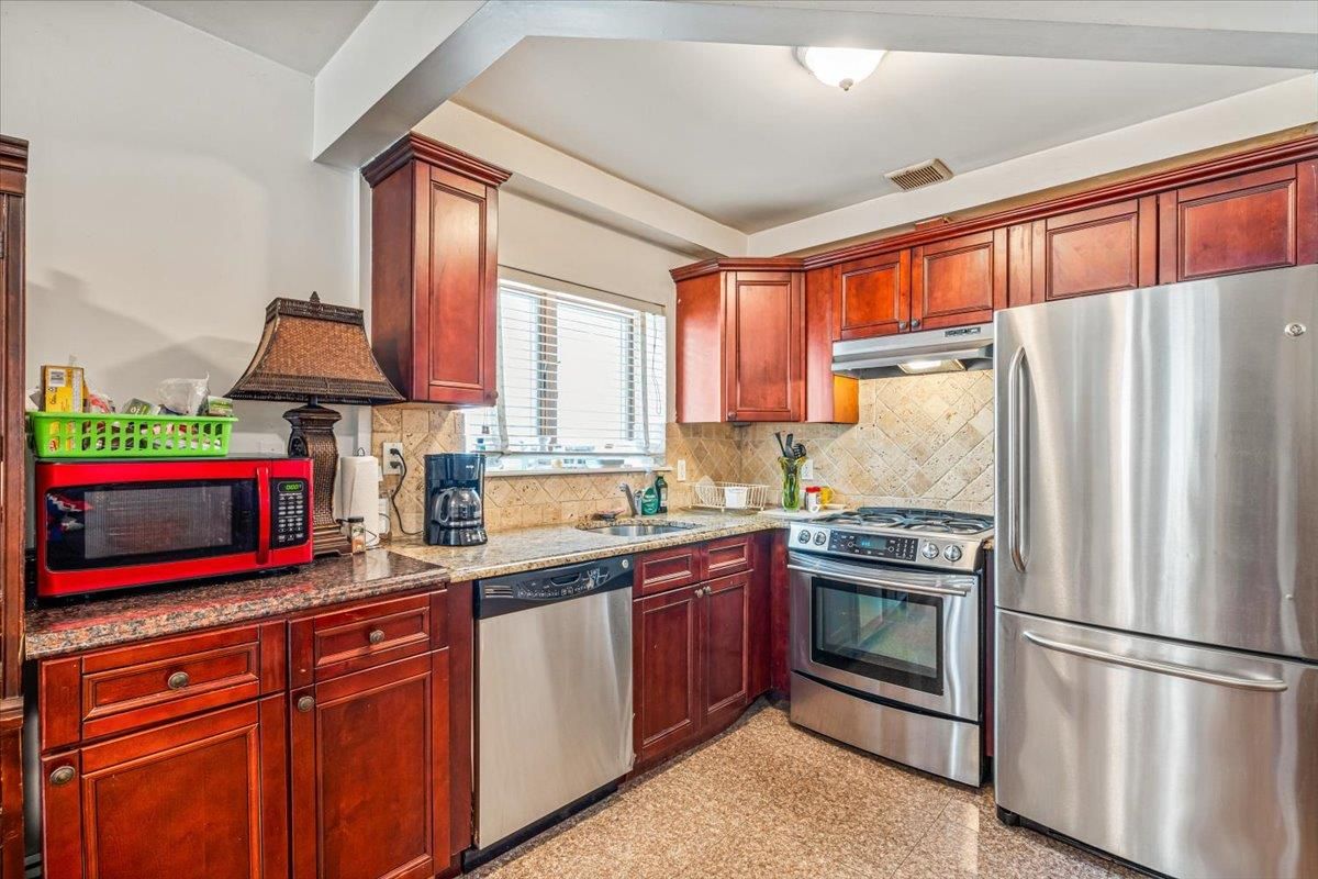 Interior, Kitchen, Stainless Steel Appliances