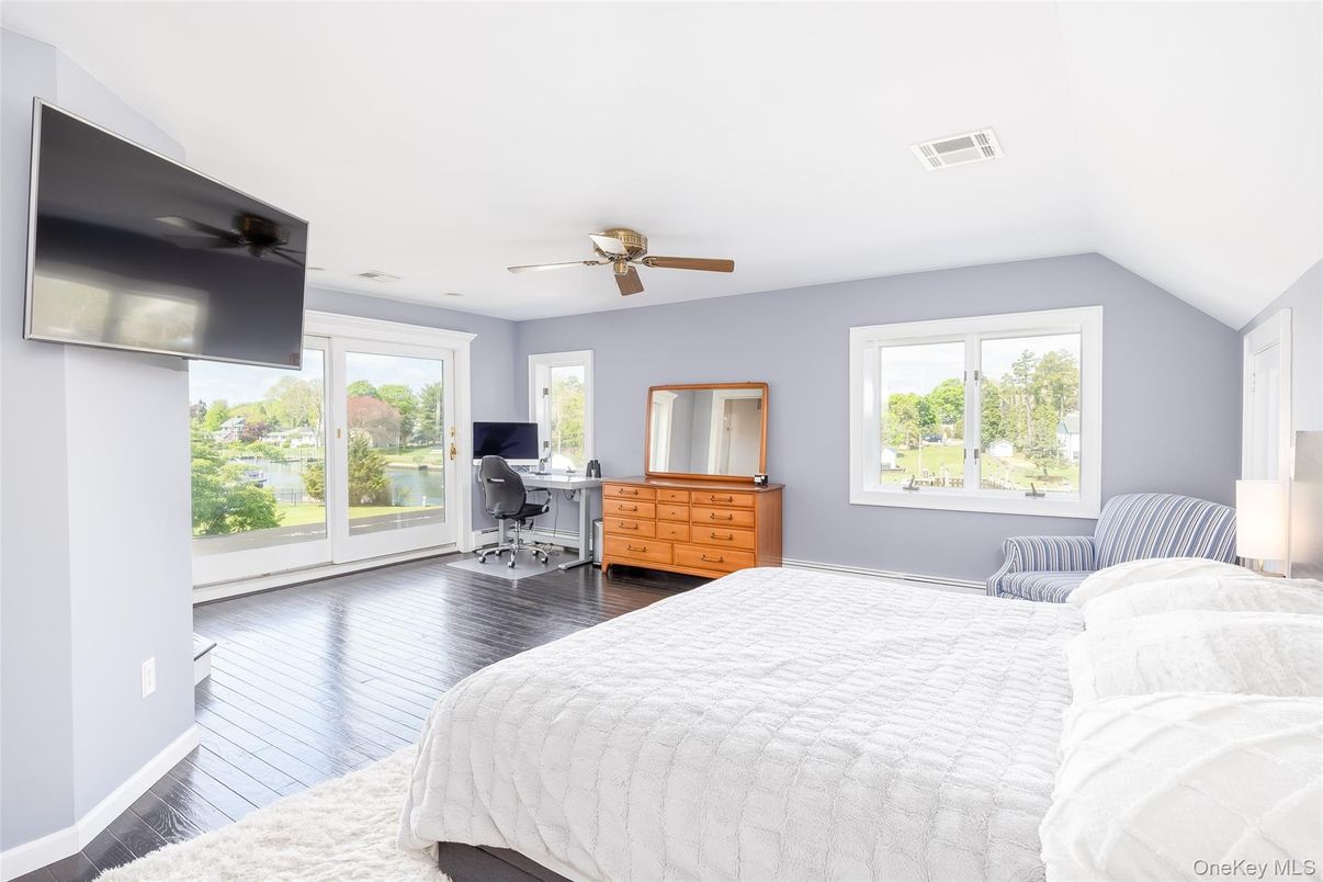 Bedroom, Home Office, Interior, Wood Texture Flooring