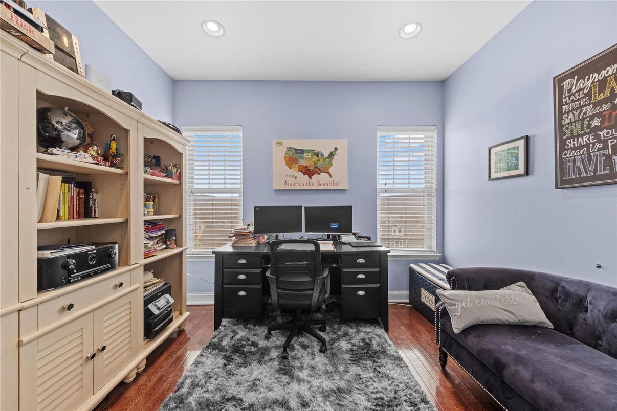 Home Office, Interior, Recessed Lighting, Wood Texture Flooring