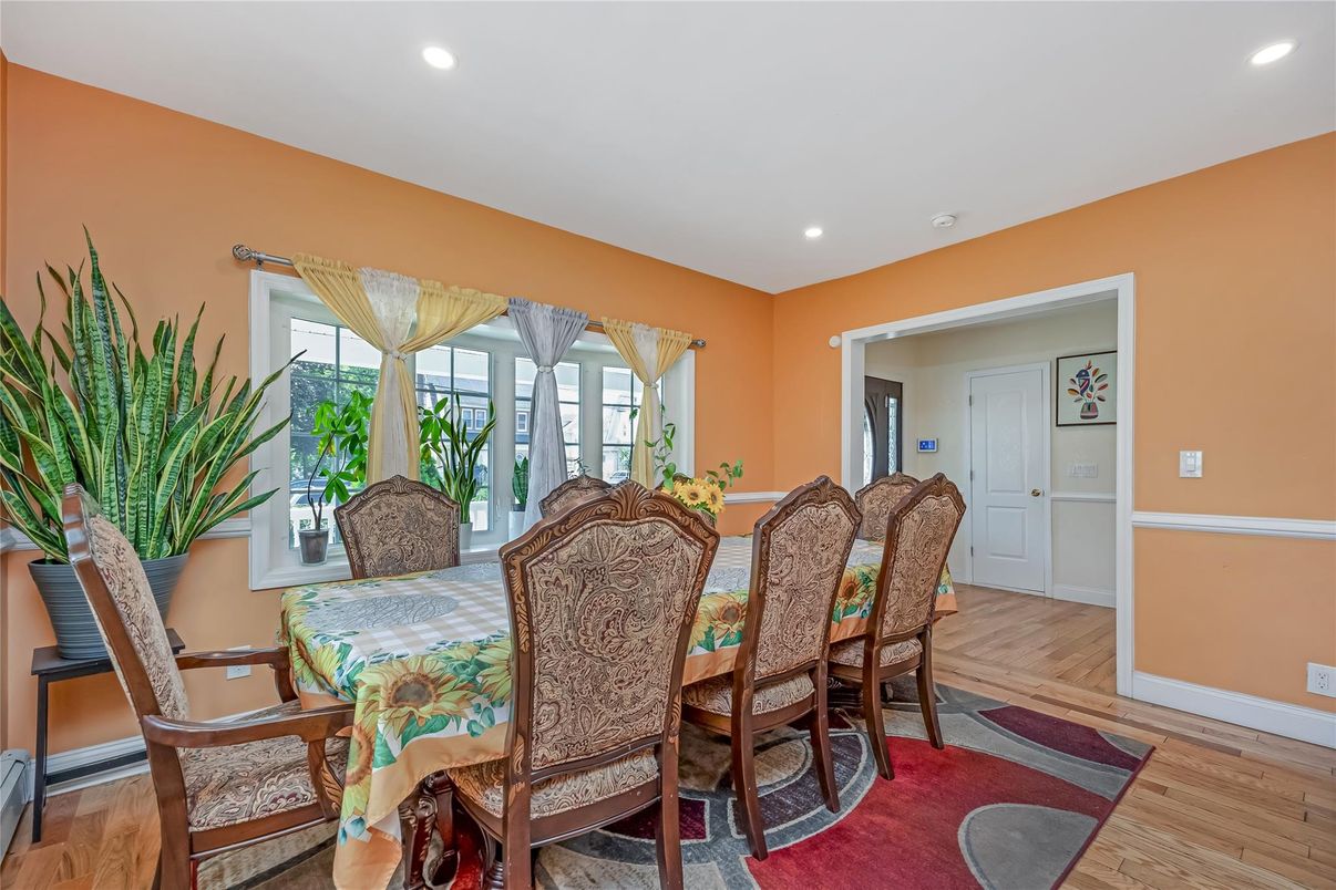 Dining room, Interior, Recessed Lighting, Wood Texture Flooring
