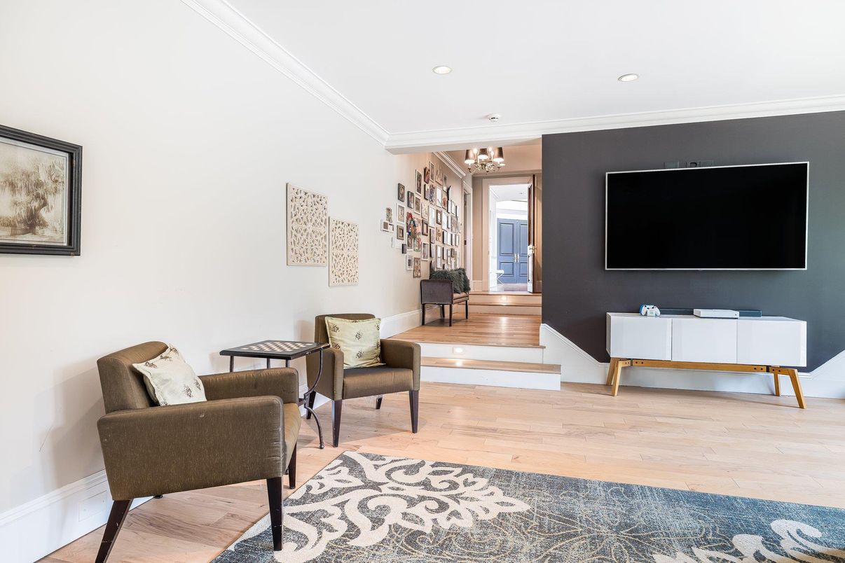 Chandelier, Interior, Recessed Lighting, Wood Texture Flooring