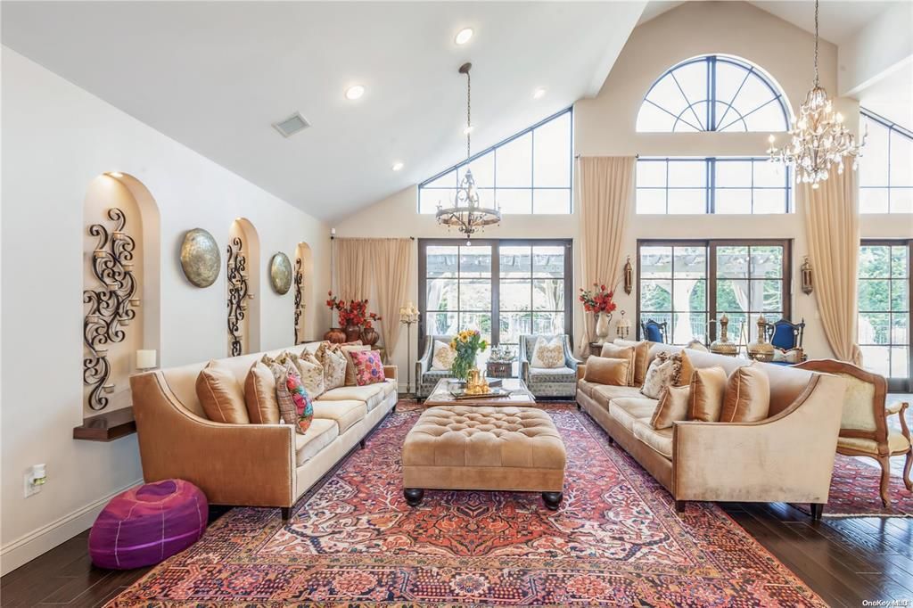 Chandelier, Interior, Living room, Recessed Lighting, Wood Texture Flooring