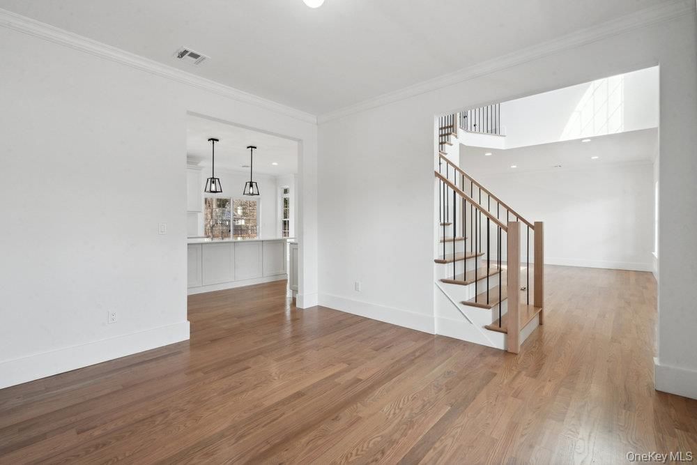 Empty room, Interior, Pendant Lights, Recessed Lighting, Wood Texture Flooring