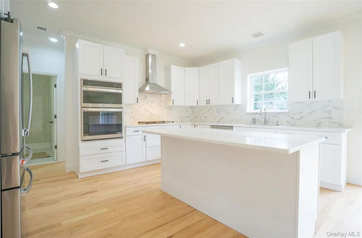 Interior, Kitchen, Marble Walls, Recessed Lighting, Wood Texture Flooring