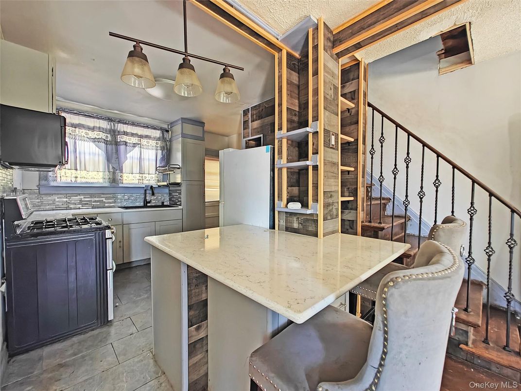 Dining room, Interior, Kitchen, Pendant Lights