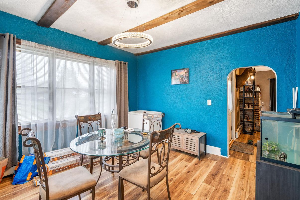 Dining room, Interior, Pendant Lights, Wooden Beams, Wood Texture Flooring