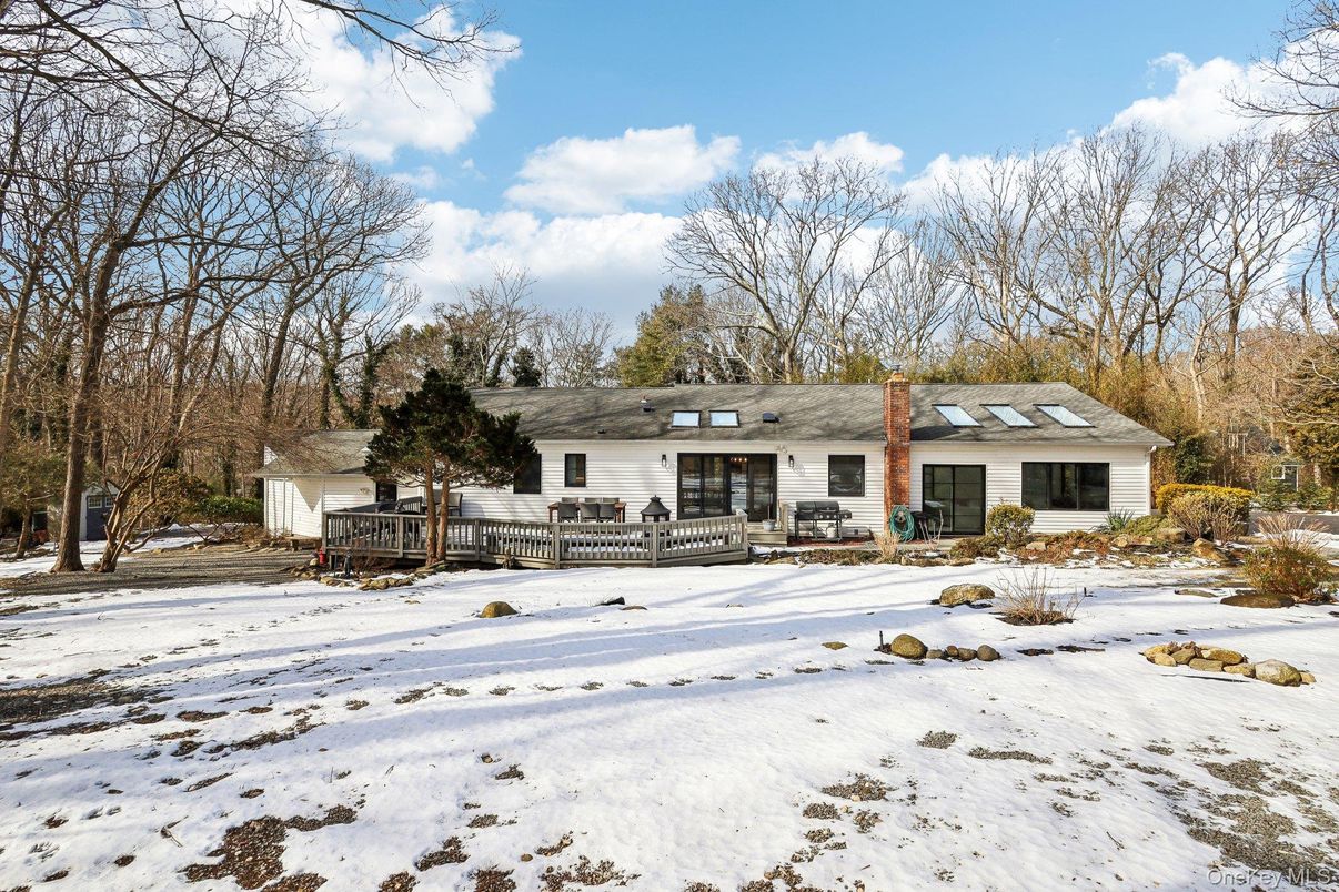 Backyard, Exterior, Facade, Cape Cod