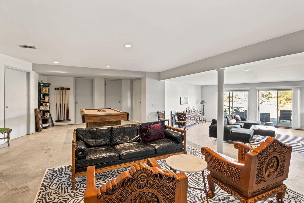 Billiard Table, Game Room, Interior, Living room, Recessed Lighting