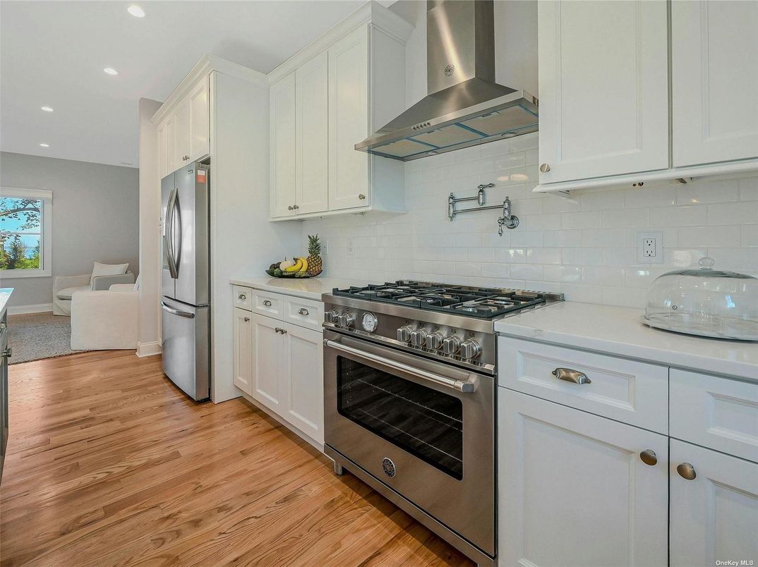 Interior, Kitchen, Living room, Recessed Lighting, Stainless Steel Appliances, Wood Texture Flooring