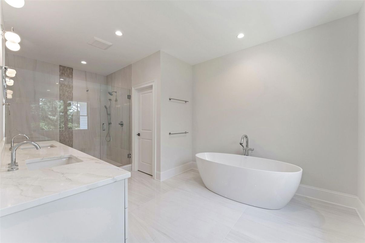 Bathroom, Free Standing Baths, Glass Shower, Interior, Recessed Lighting