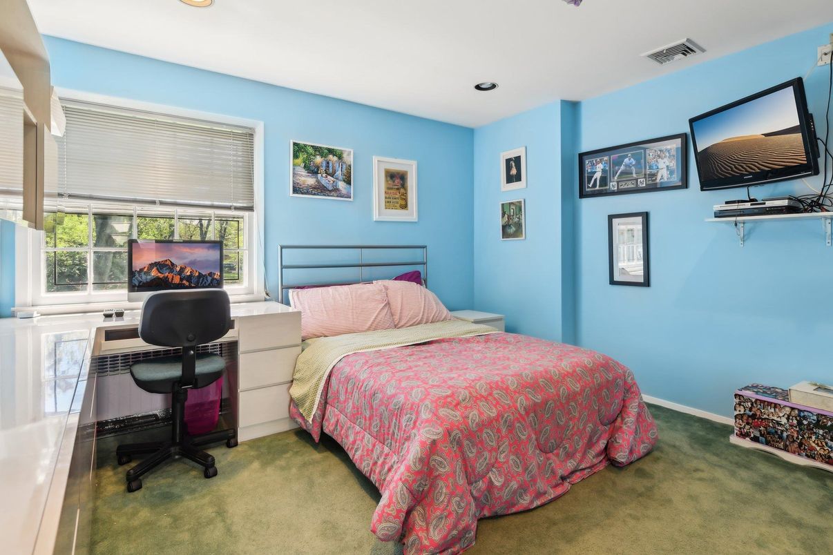 Bedroom, Home Office, Interior, Recessed Lighting