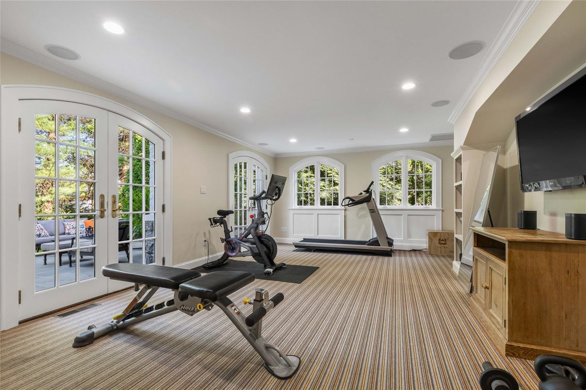 Fitness Equipment, Interior, Recessed Lighting