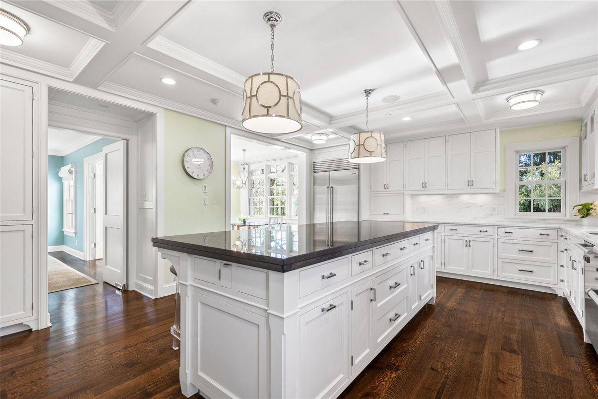 Interior, Kitchen, Pendant Lights, Recessed Lighting, Wood Texture Flooring