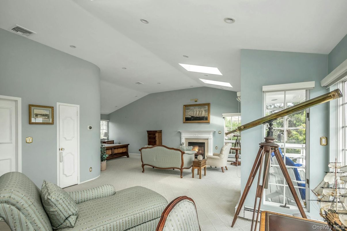Fireplace, Interior, Living room, Recessed Lighting