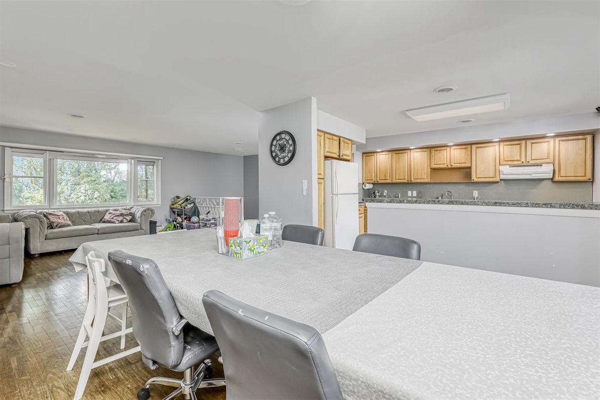 Dining room, Interior, Kitchen, Living room, Recessed Lighting, Wood Texture Flooring