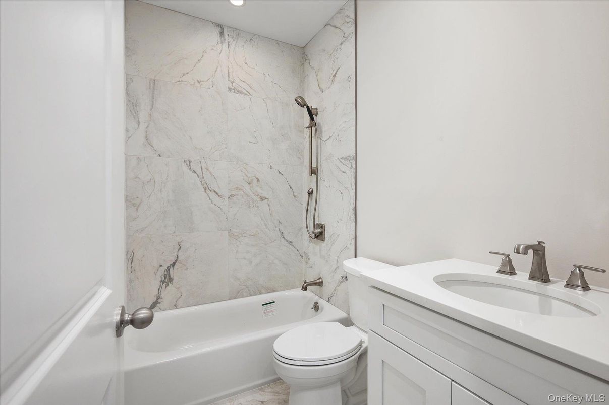 Bathroom, Interior, Marble Walls, Recessed Lighting