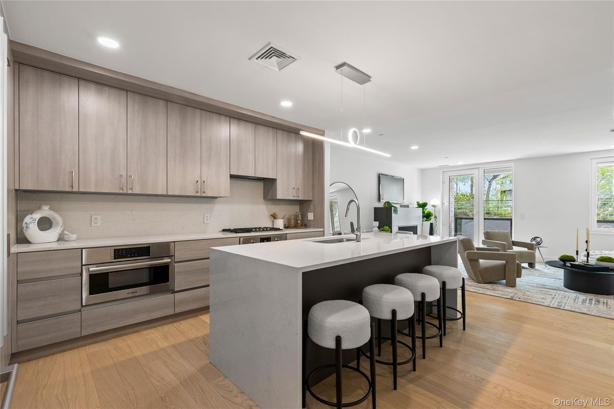 Interior, Kitchen, Living room, Pendant Lights, Recessed Lighting, Stainless Steel Appliances, Wood Texture Flooring