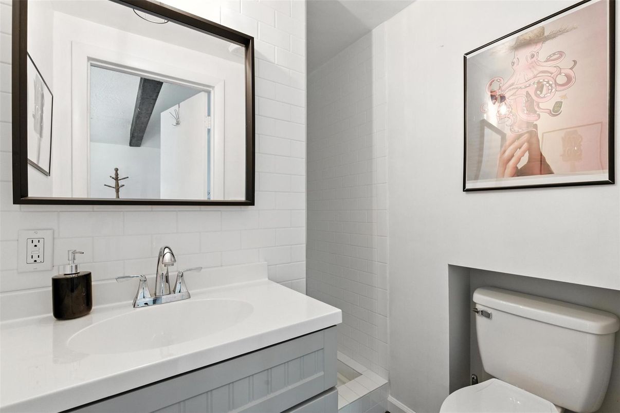 Bathroom, Interior