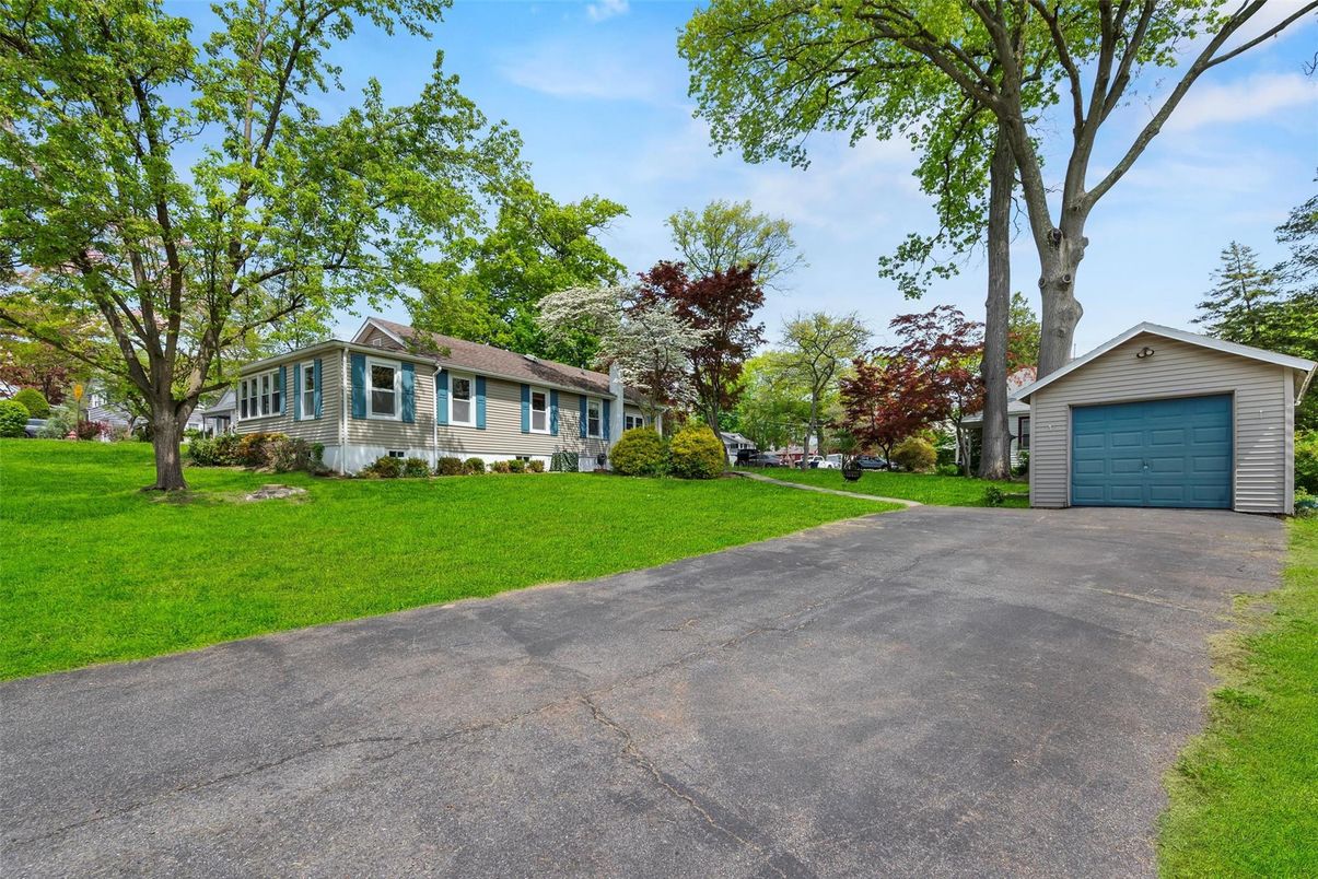 Backyard, Detached Garage, Exterior, Facade, Cape Cod