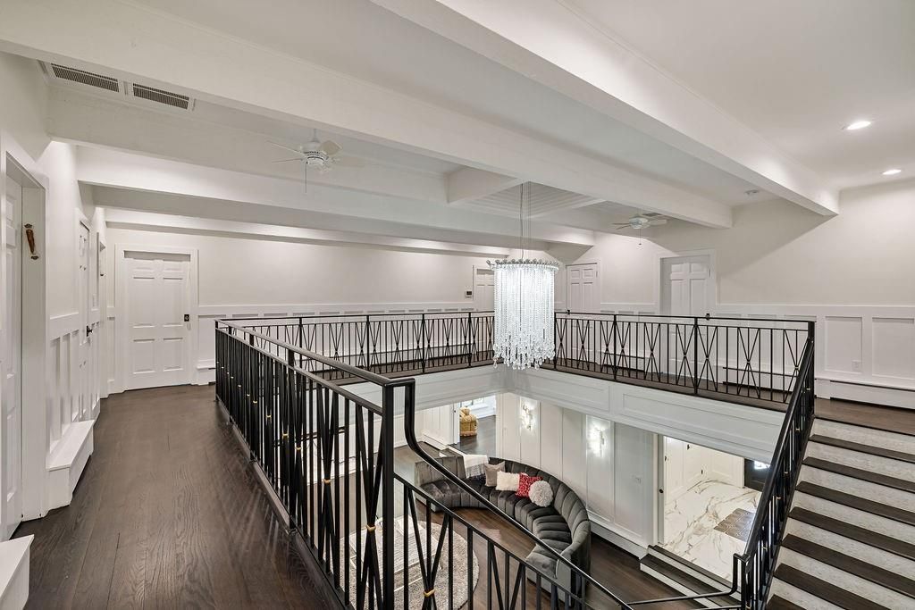 Chandelier, Interior, Recessed Lighting, Wood Texture Flooring