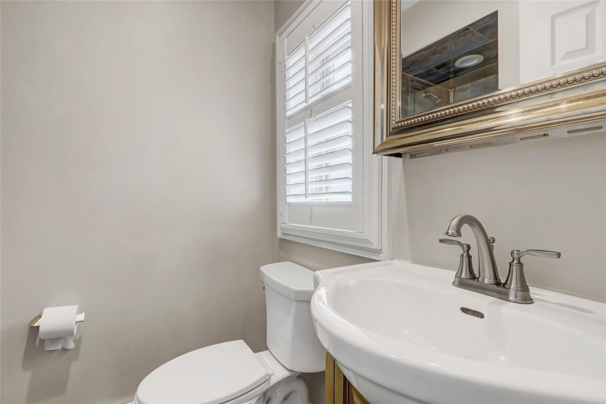 Bathroom, Interior