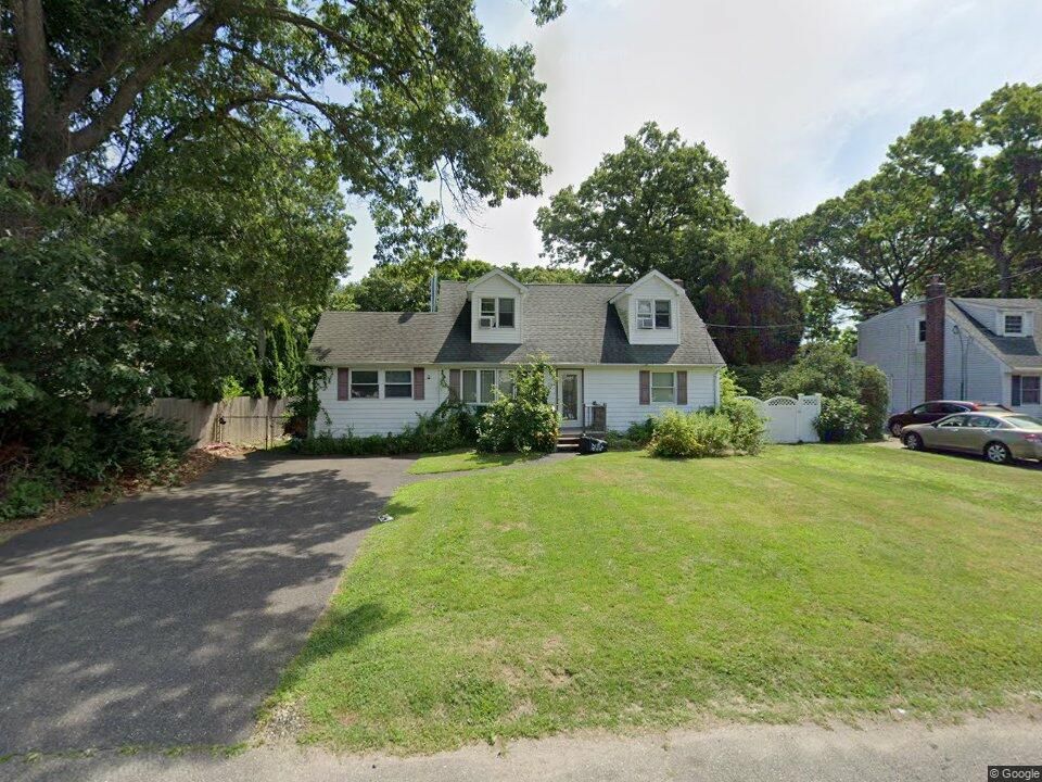 Backyard, Exterior, Facade, Cape Cod