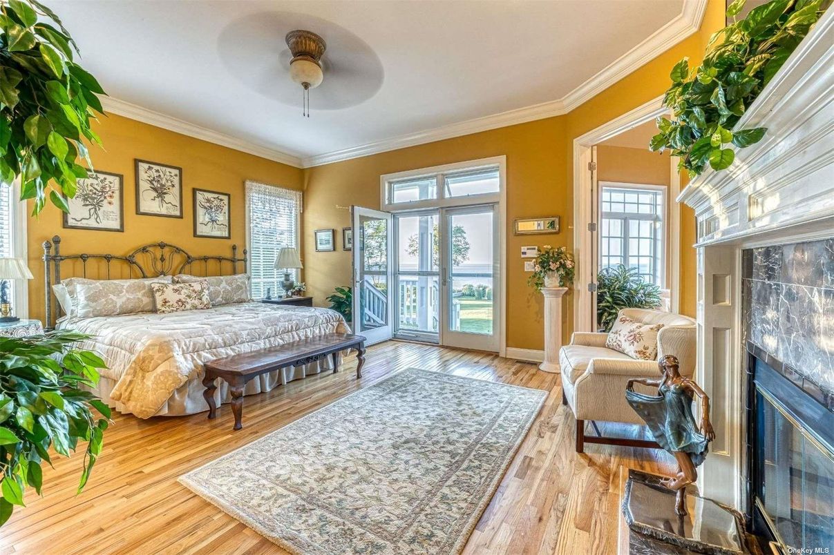 Bedroom, Fireplace, Interior, Wood Texture Flooring