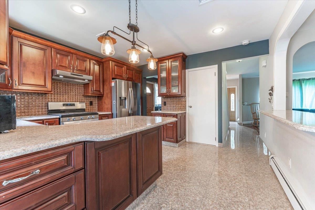 Interior, Kitchen, Pendant Lights, Recessed Lighting, Stainless Steel Appliances