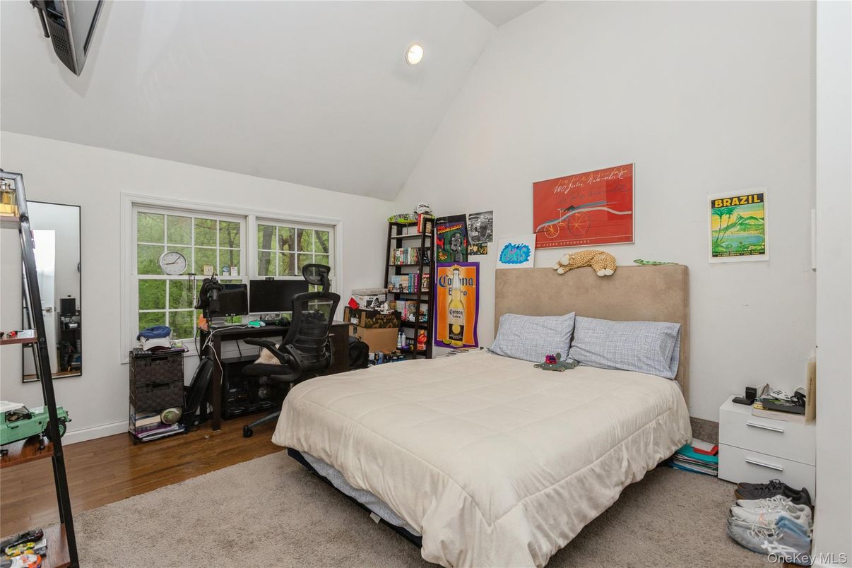 Bedroom, Home Office, Interior, Recessed Lighting, Wood Texture Flooring