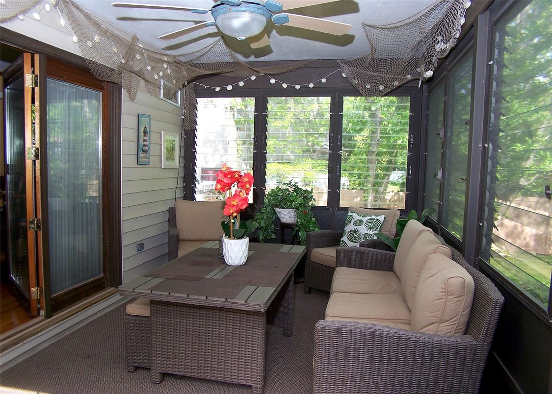 Interior, Living room, Sun Room