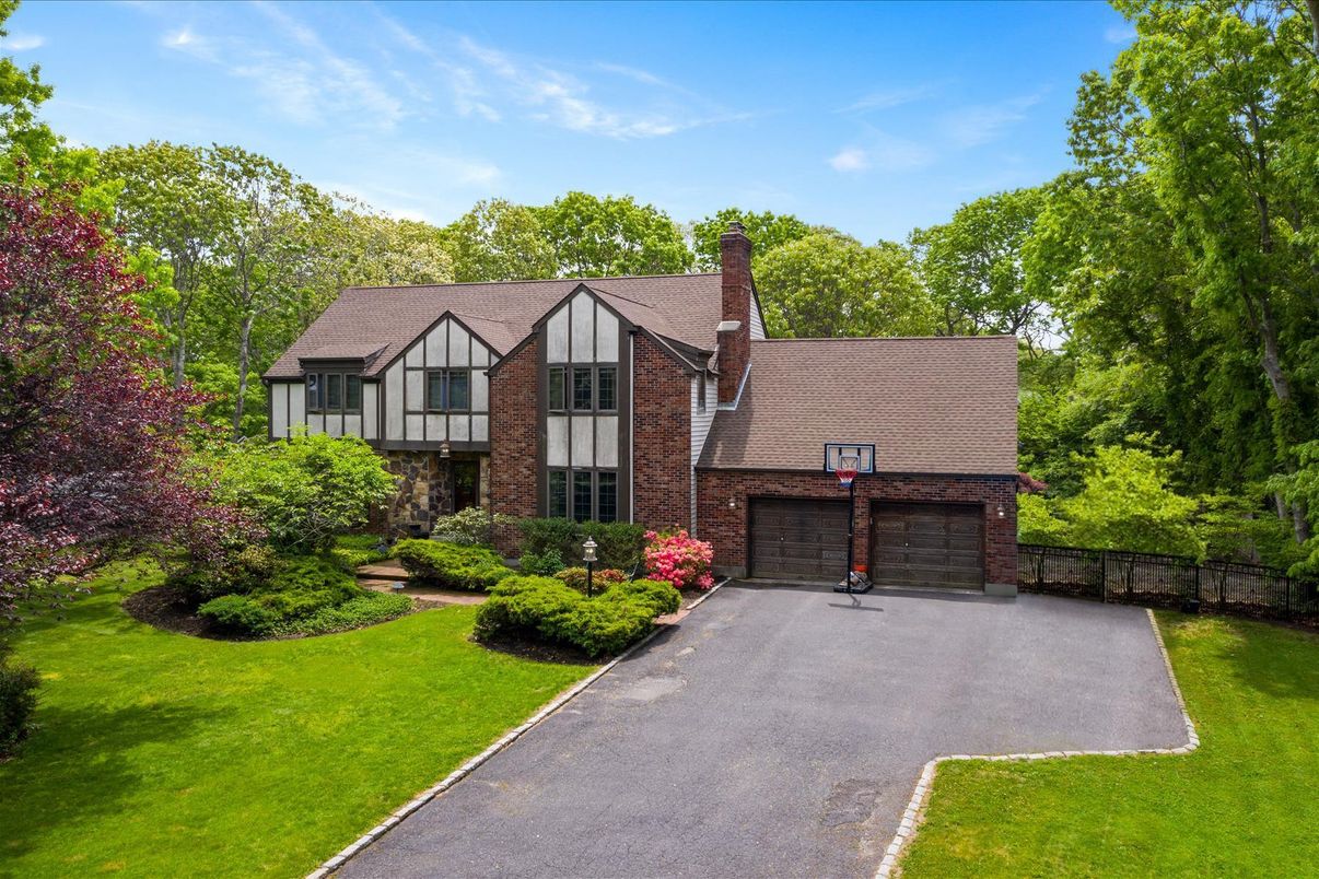 Attached, Exterior, Facade, Brick Facade, Tudor Revival