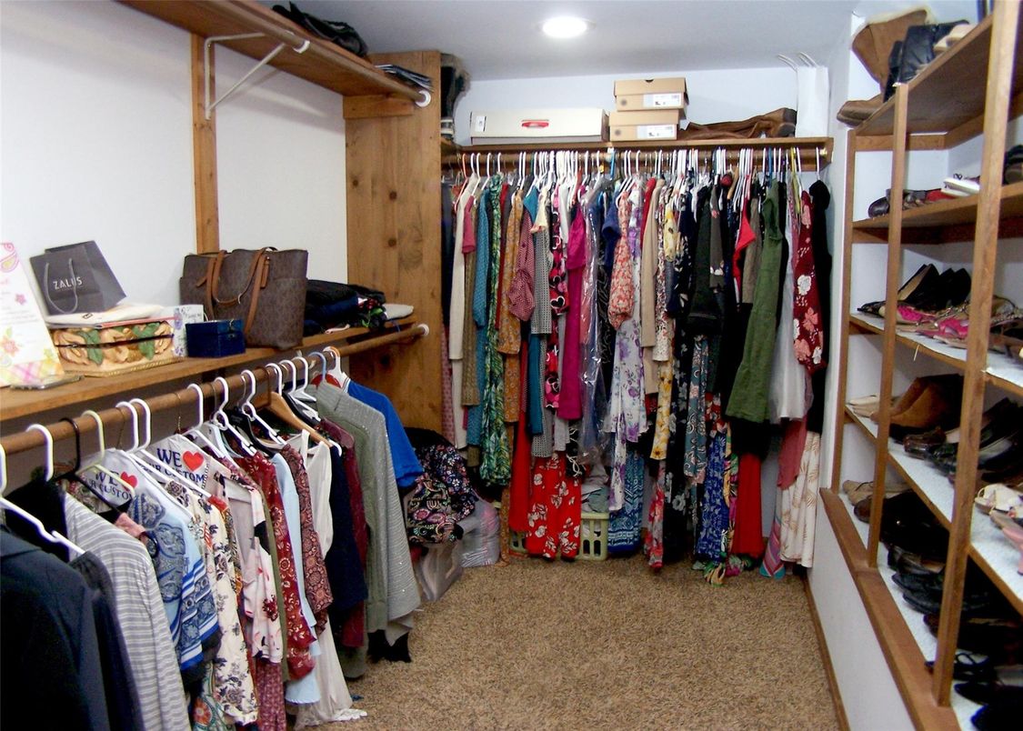 Interior, Recessed Lighting, Walk-in Closets