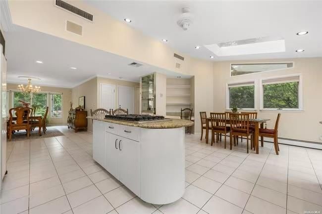Chandelier, Dining room, Interior, Kitchen, Recessed Lighting