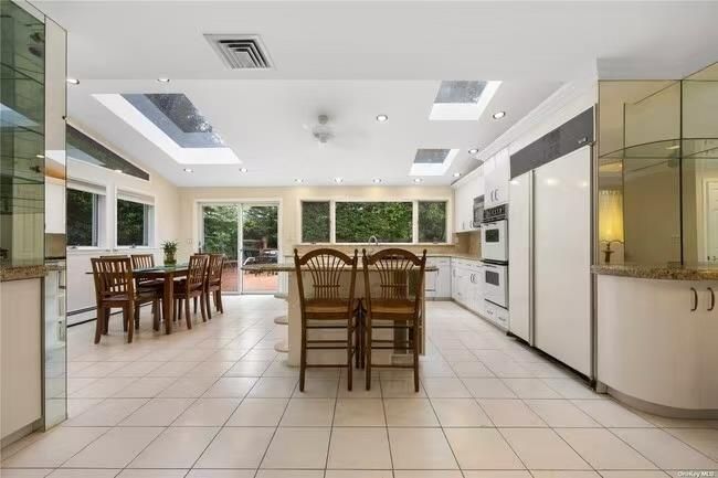 Dining room, Glass Ceilings, Interior, Kitchen, Recessed Lighting, Stainless Steel Appliances