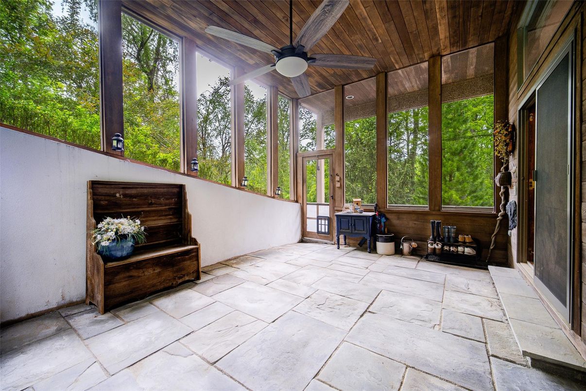 Interior, Sun Room, Wooden Ceilings