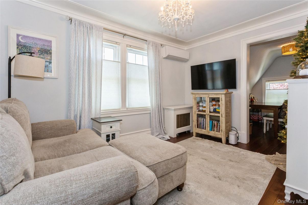 Chandelier, Interior, Living room, Wood Texture Flooring