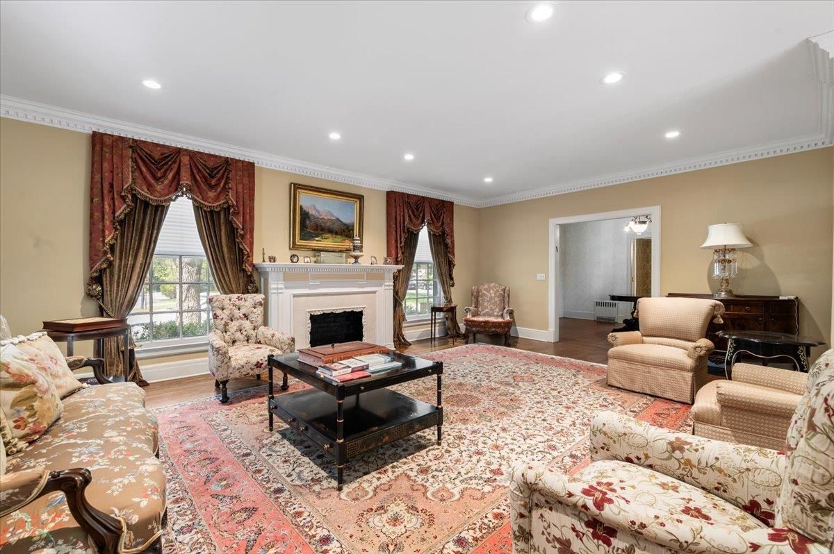 Fireplace, Interior, Living room, Piano, Recessed Lighting, Wood Texture Flooring