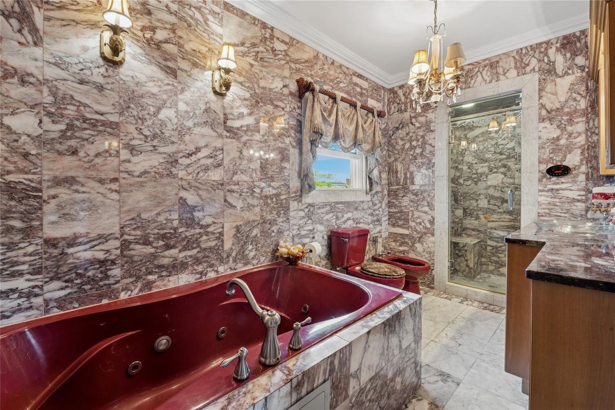 Bathroom, Chandelier, Interior, Marble, Marble Walls