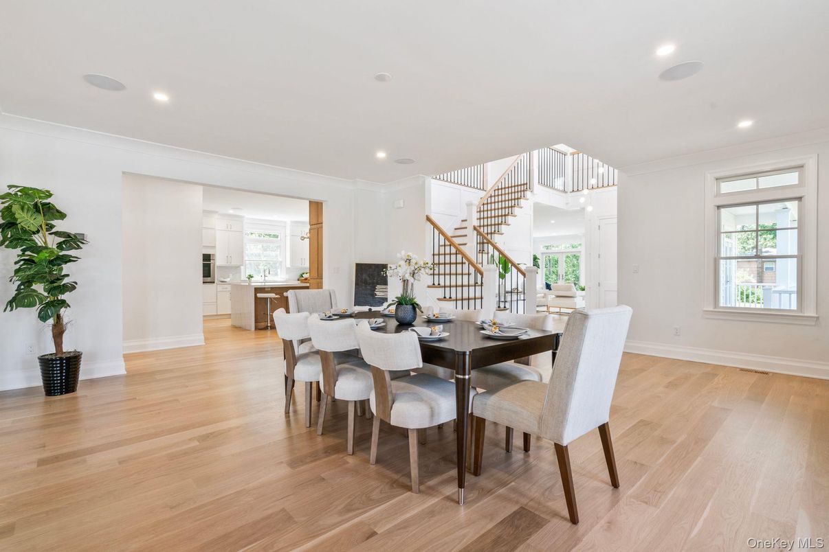 Dining room, Interior, Kitchen, Recessed Lighting, Wood Texture Flooring