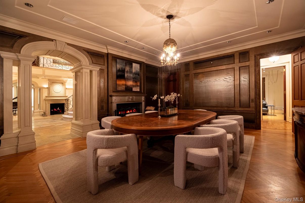 Dining room, Fireplace, Interior, Pendant Lights, Wood Texture Flooring