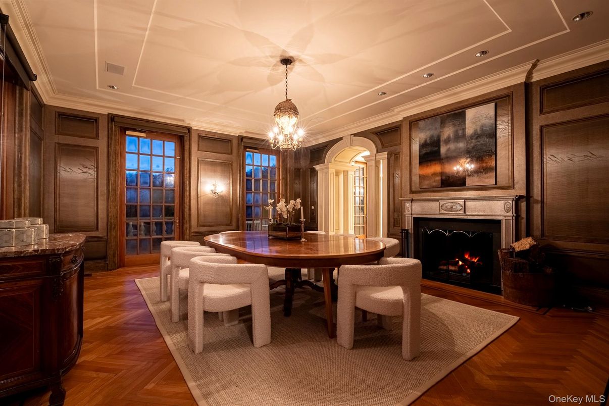 Dining room, Fireplace, Interior, Pendant Lights, Recessed Lighting, Wood Texture Flooring, Wooden Walls