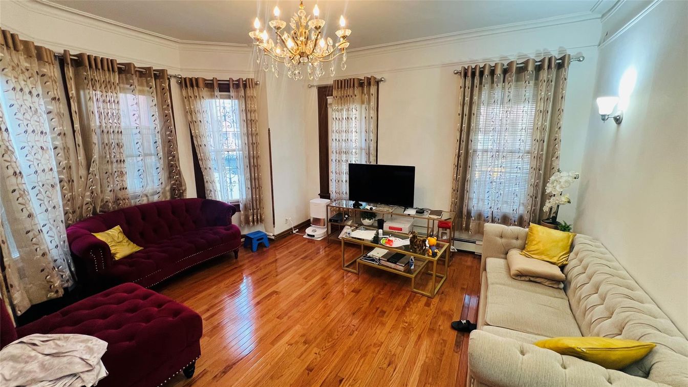 Chandelier, Interior, Living room, Wood Texture Flooring